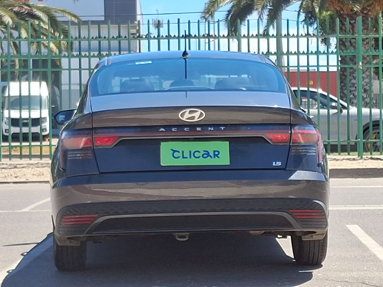 HYUNDAI - 6