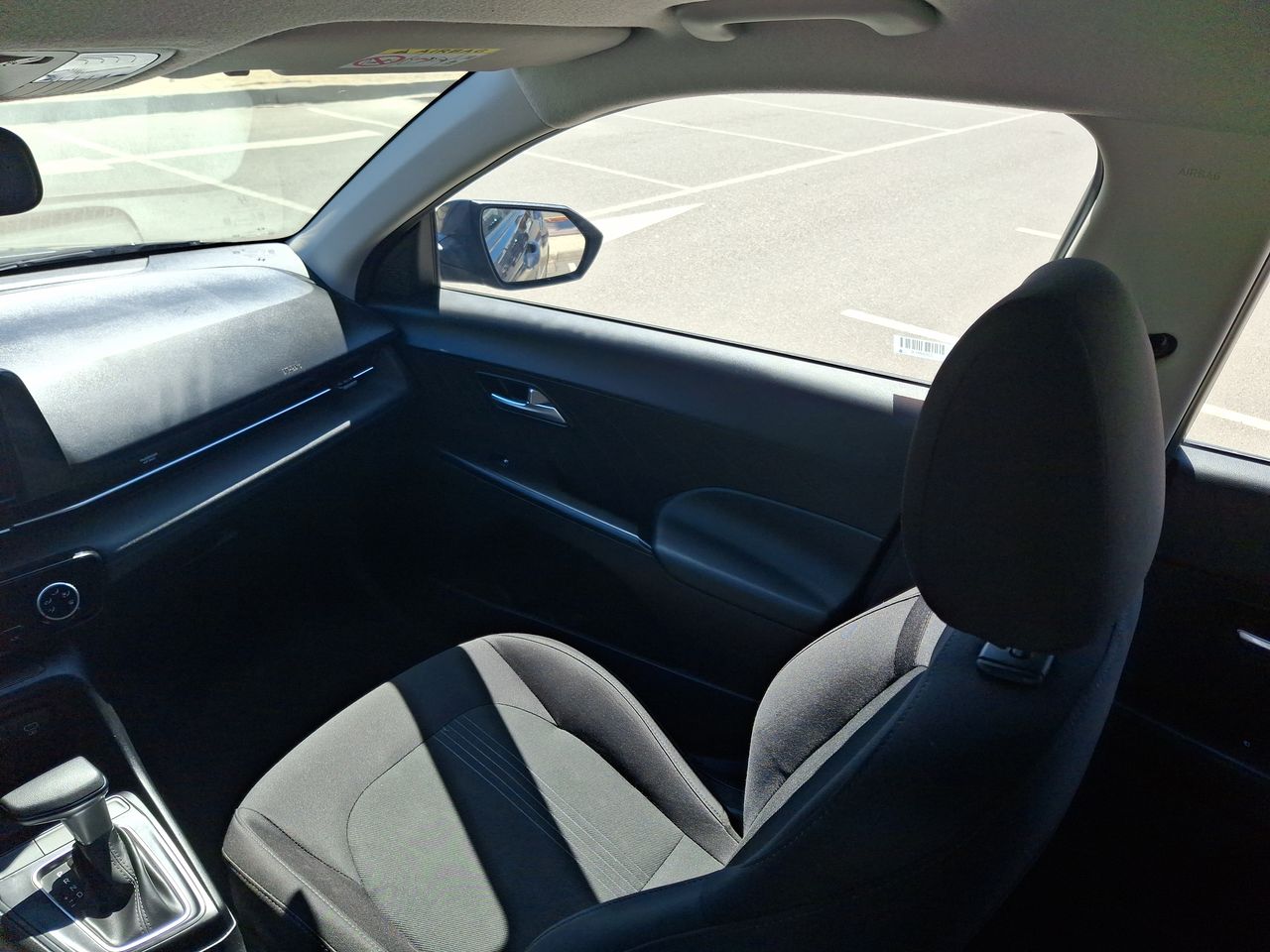 HYUNDAI - 10