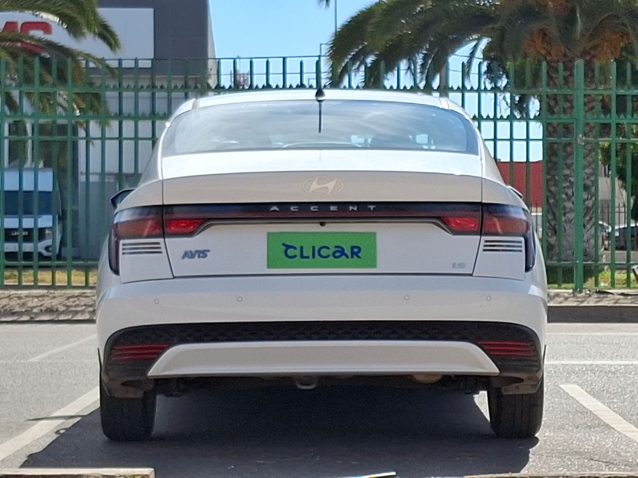 HYUNDAI - 6