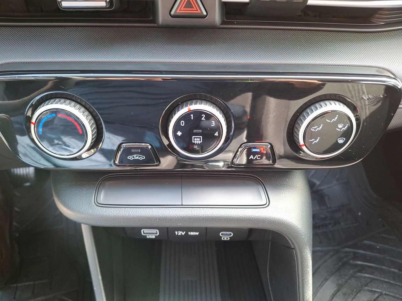 HYUNDAI - 29