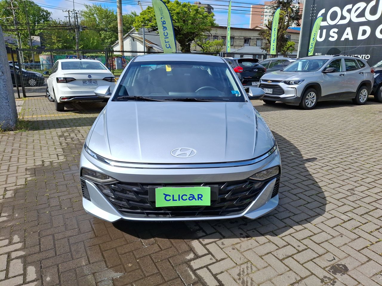 HYUNDAI - 2