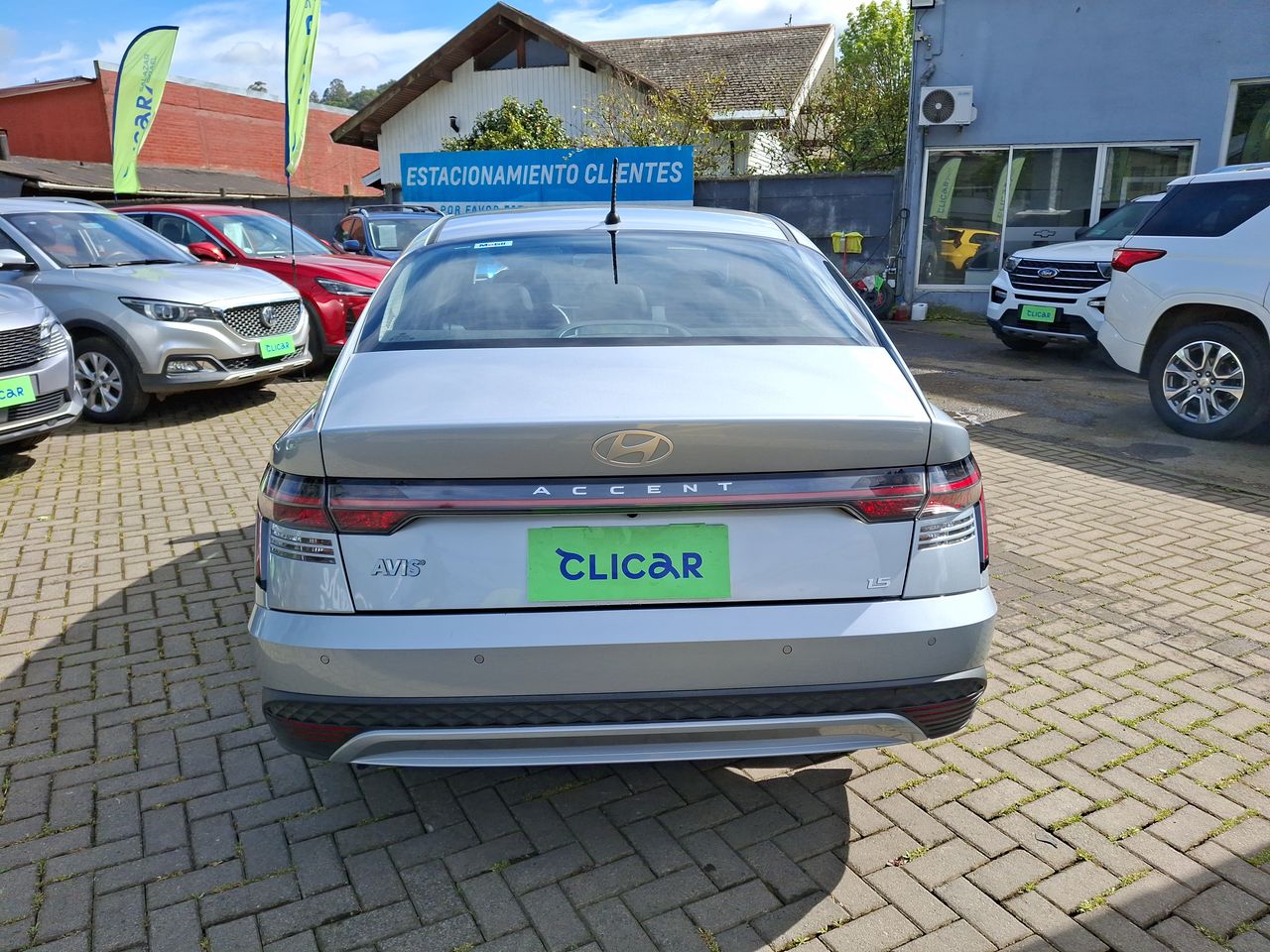 HYUNDAI - 6