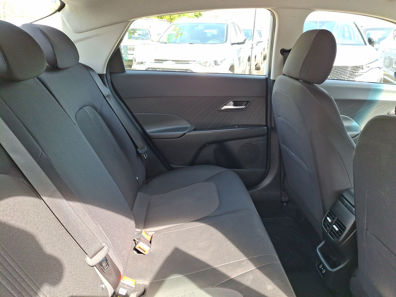 HYUNDAI - 14