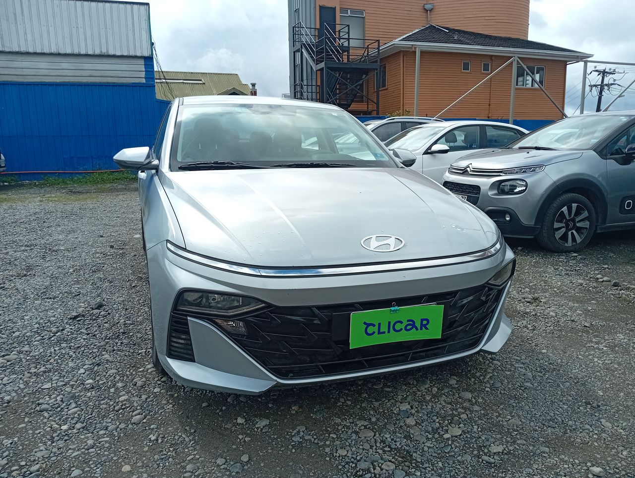 HYUNDAI - 2