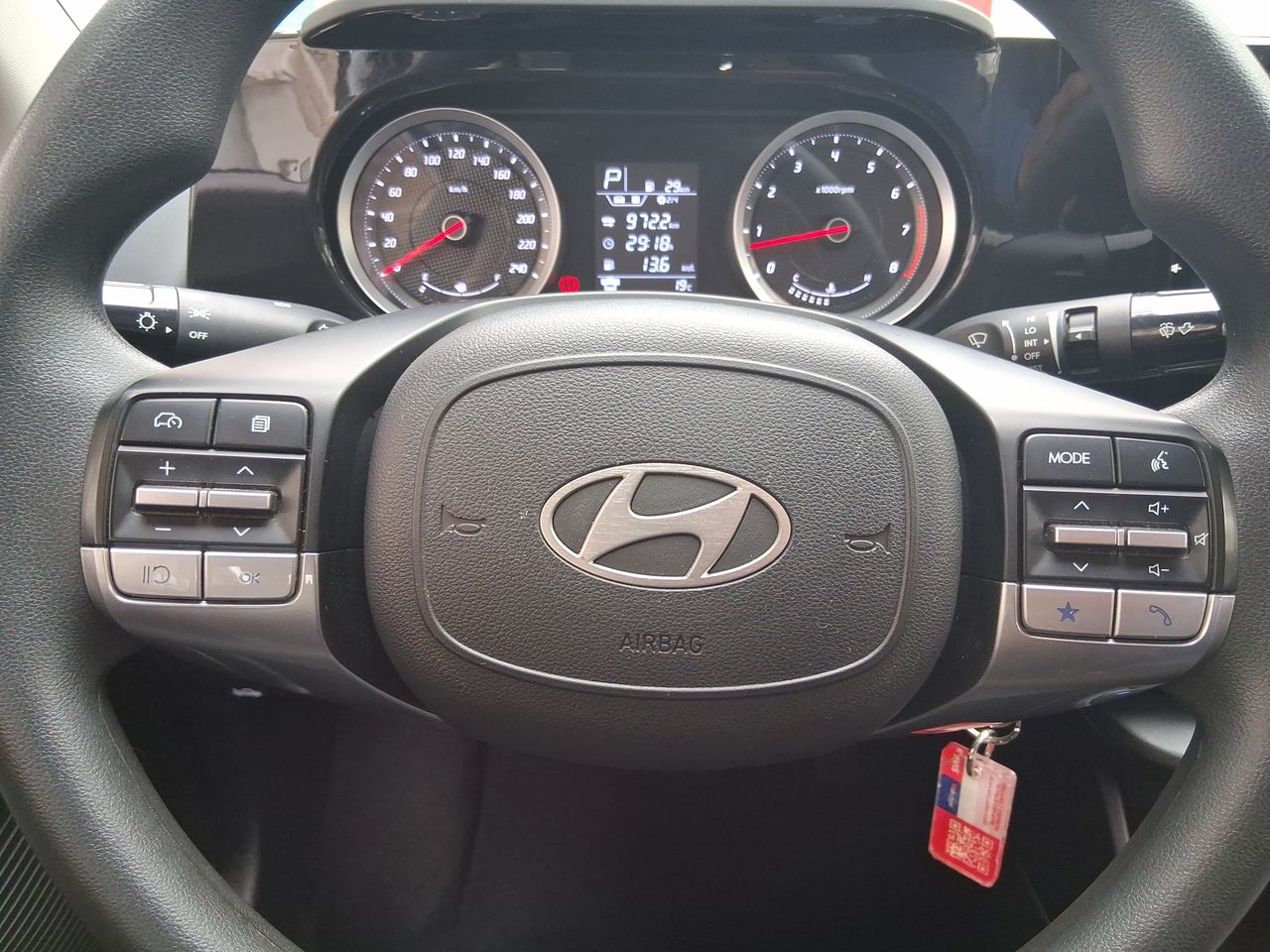 HYUNDAI - 23
