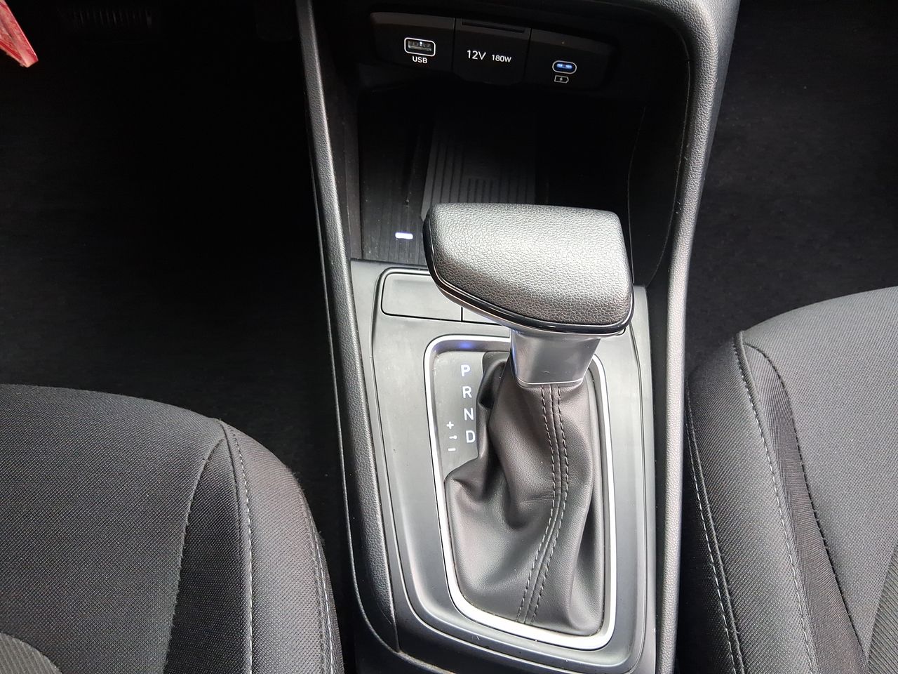 HYUNDAI - 28