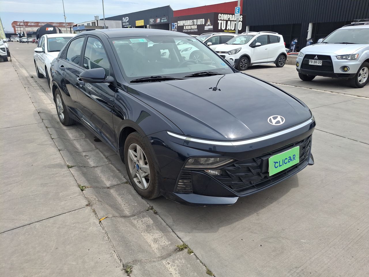 HYUNDAI - 1