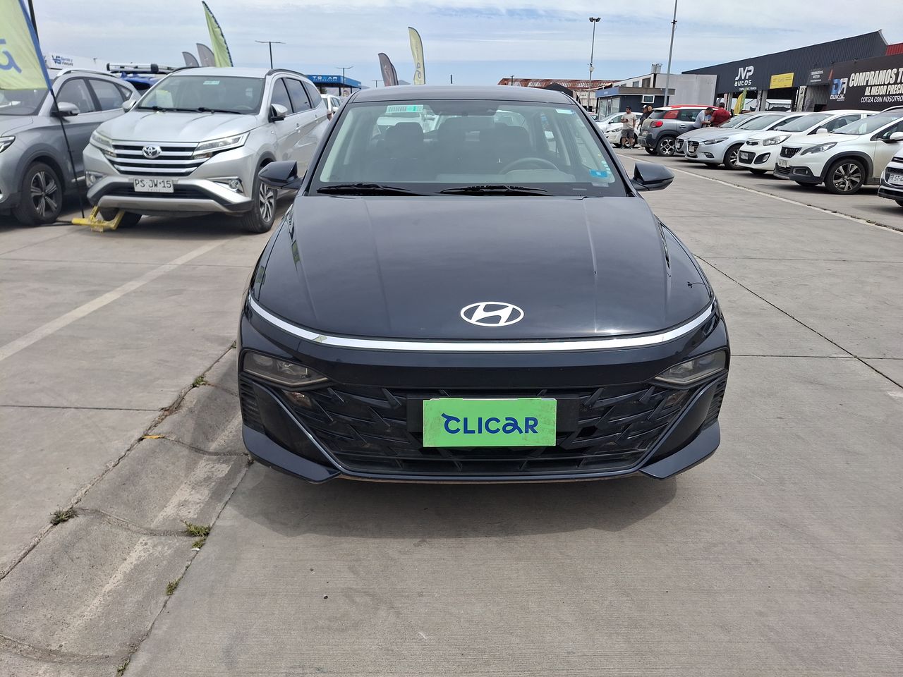 HYUNDAI - 2