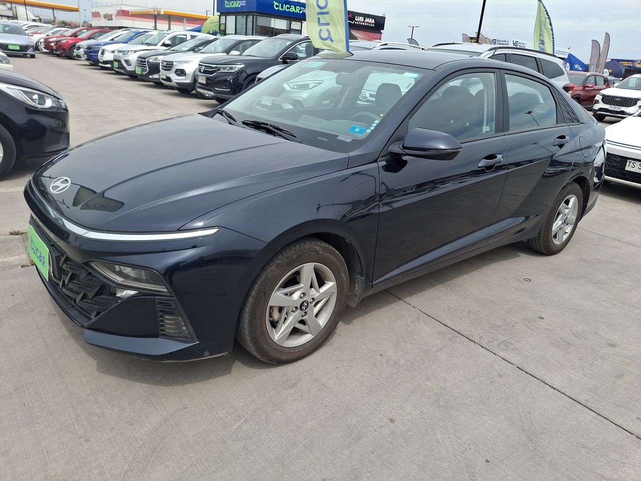 HYUNDAI - 3