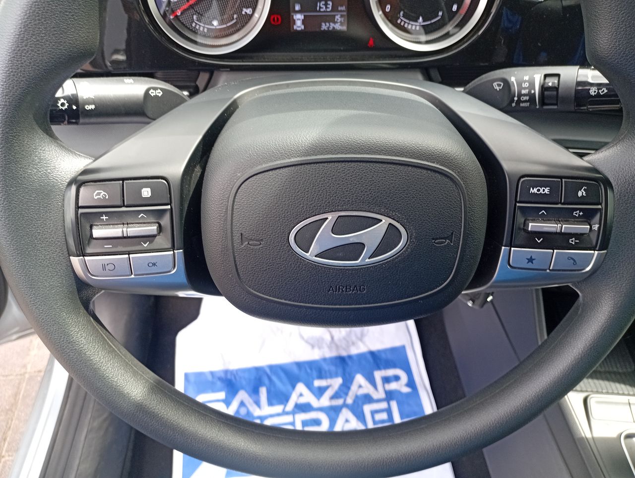 HYUNDAI - 24