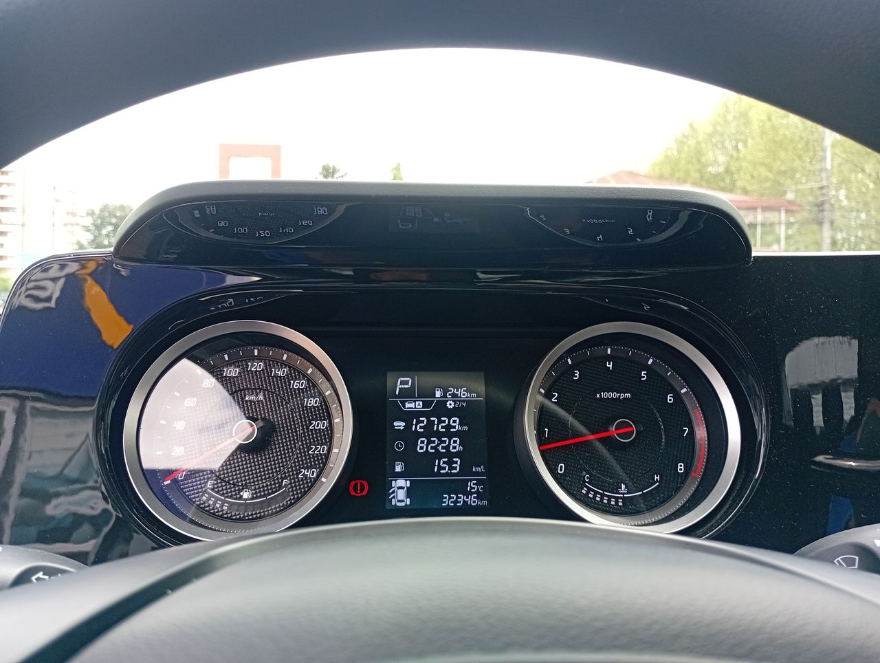 HYUNDAI - 25