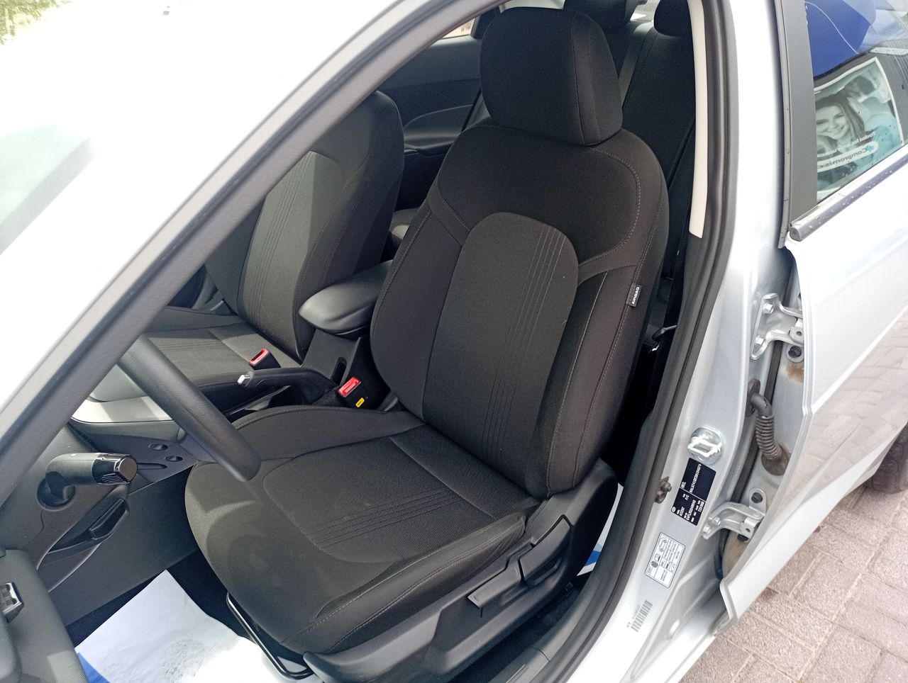 HYUNDAI - 22