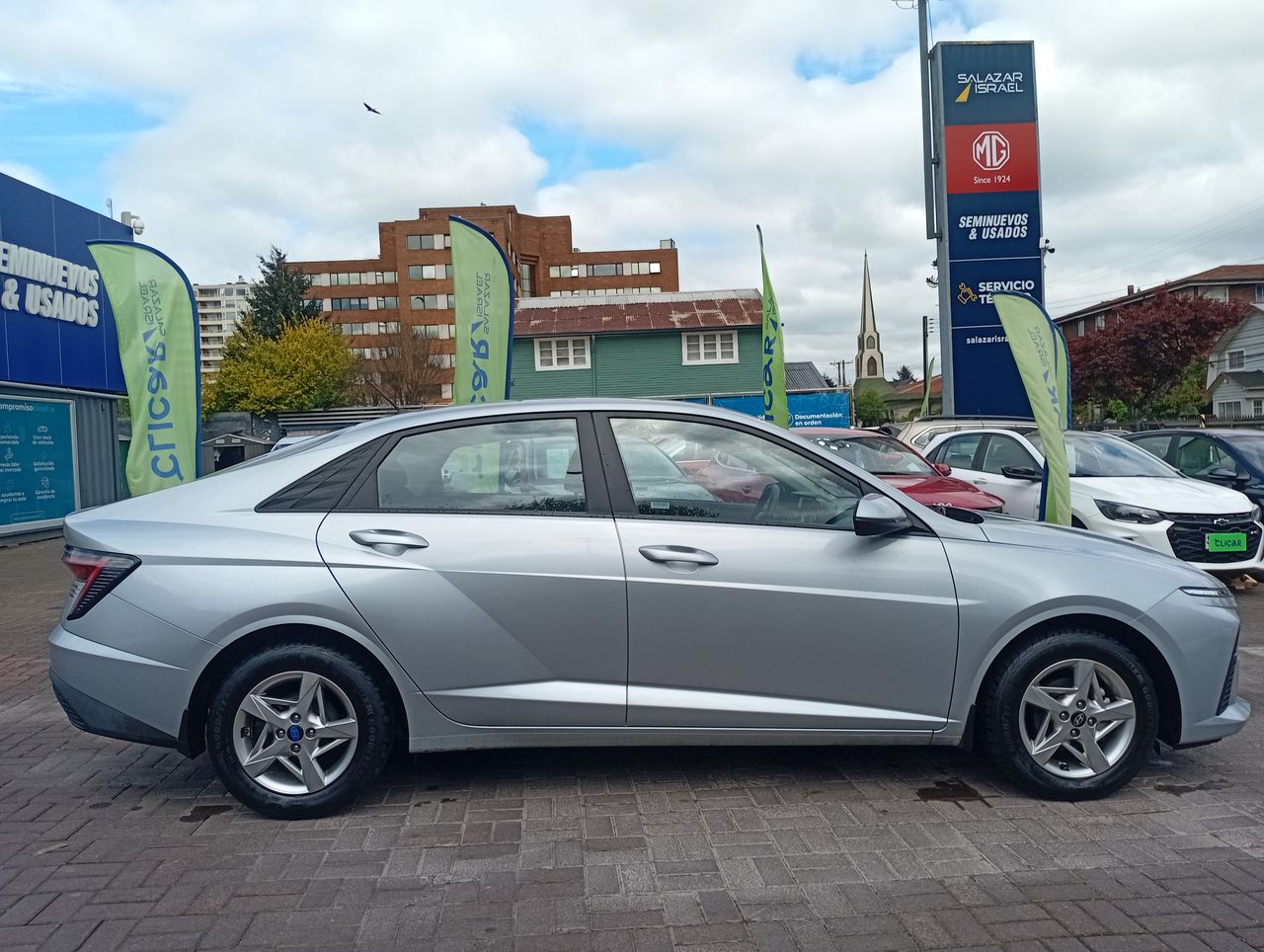 HYUNDAI - 8