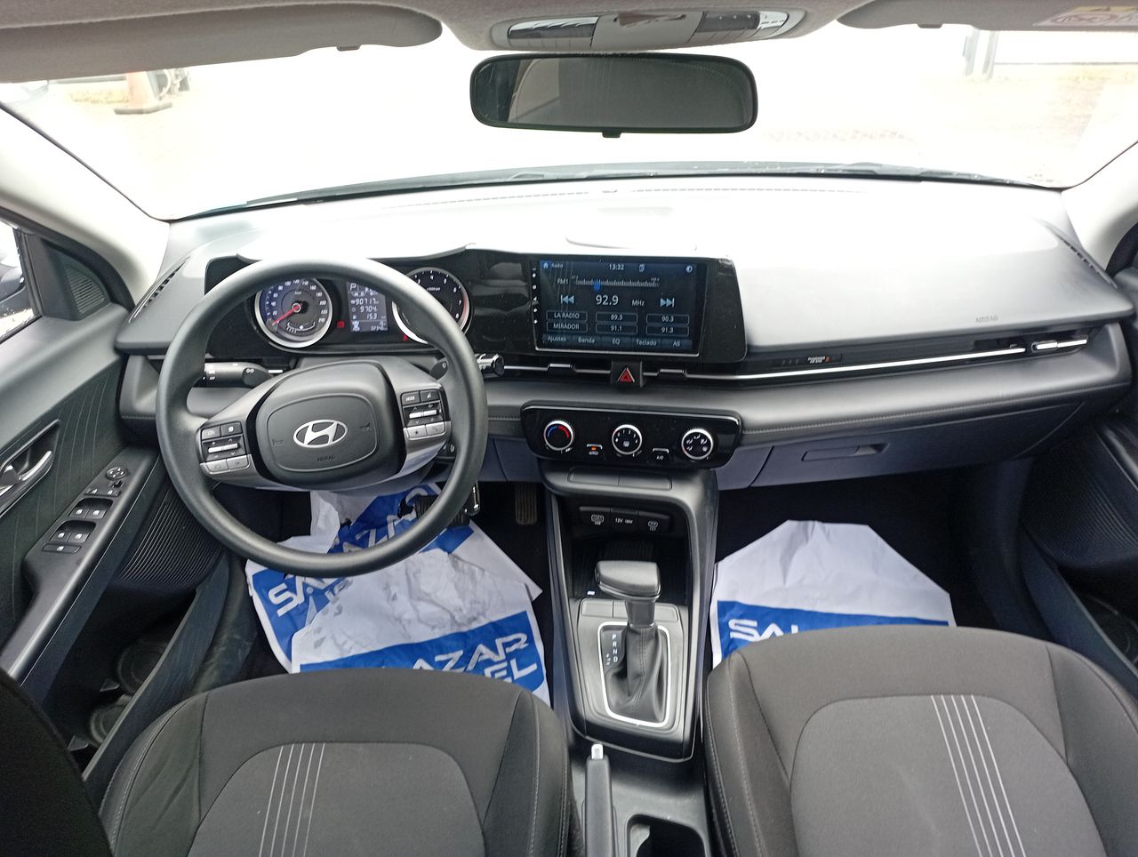 HYUNDAI - 9