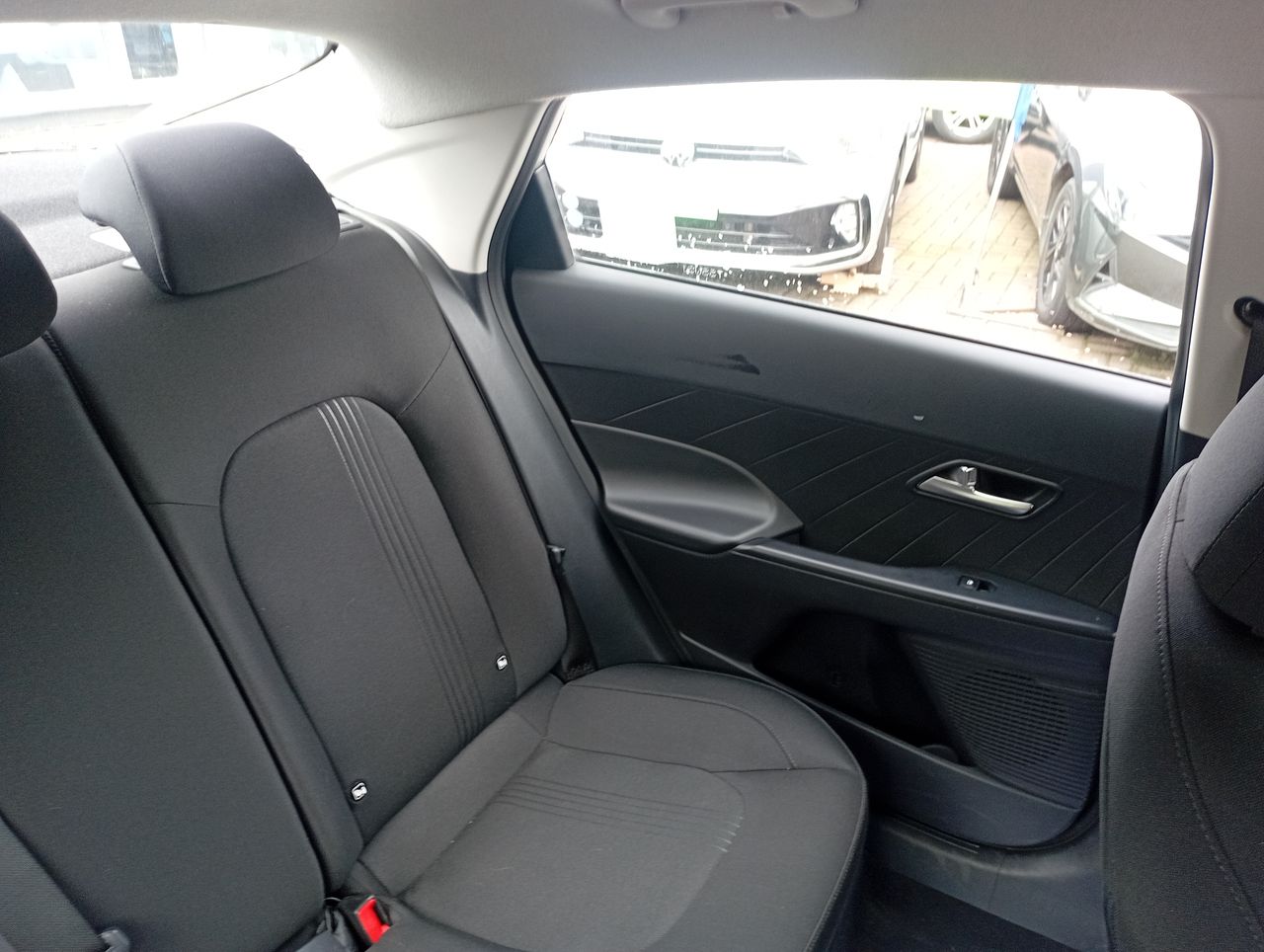 HYUNDAI - 13