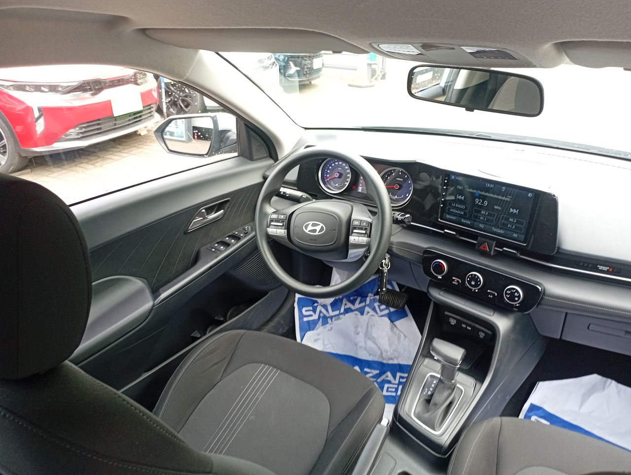HYUNDAI - 14