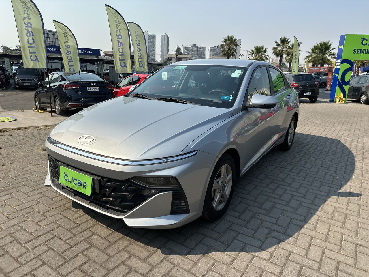 HYUNDAI - 4