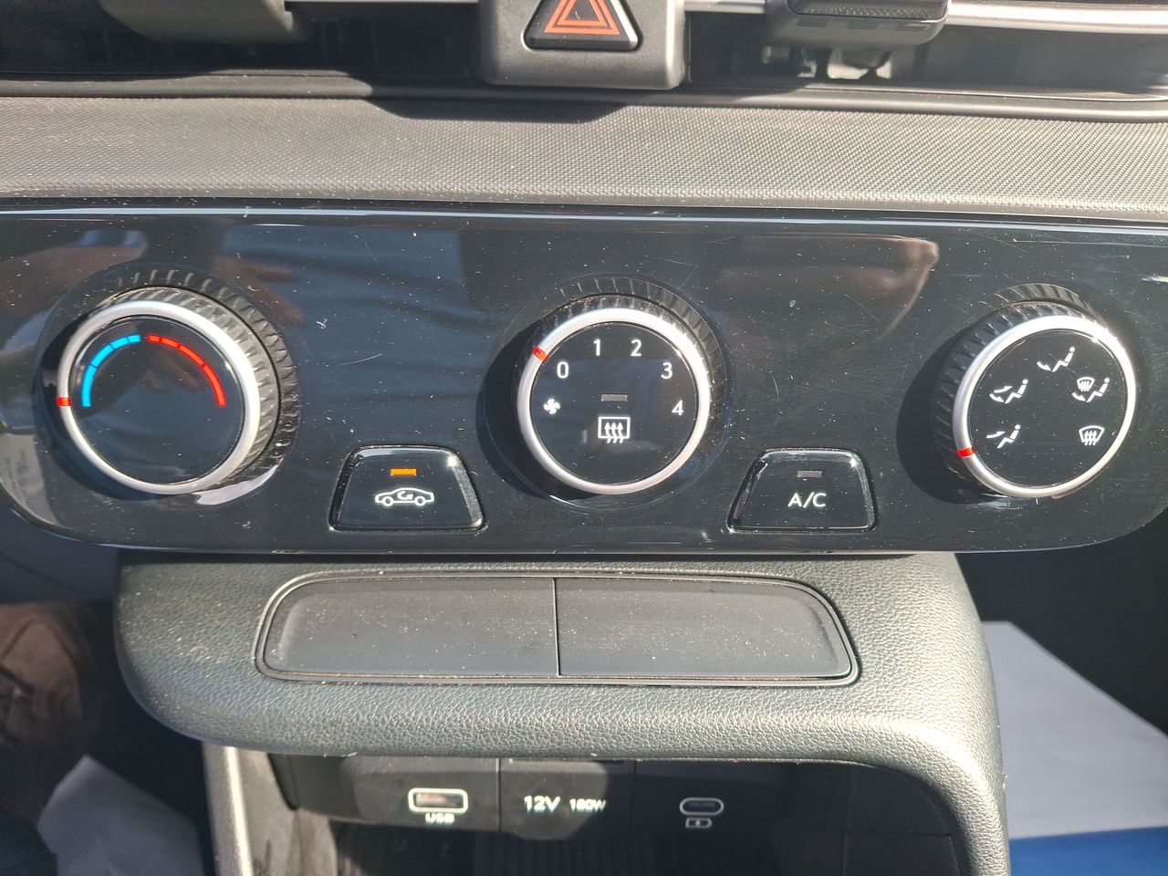 HYUNDAI - 29