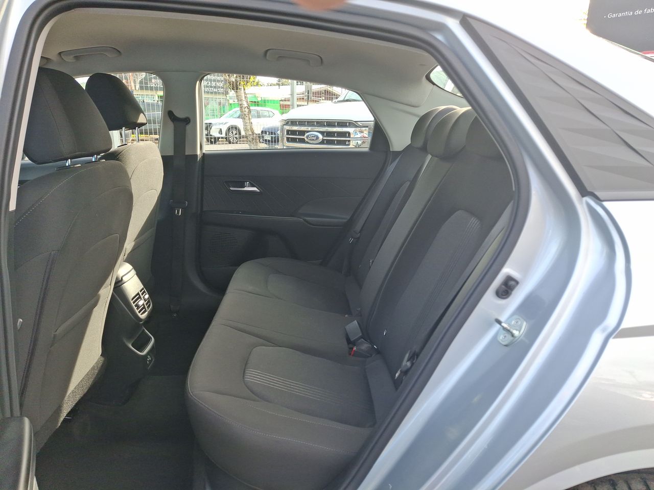 HYUNDAI - 33