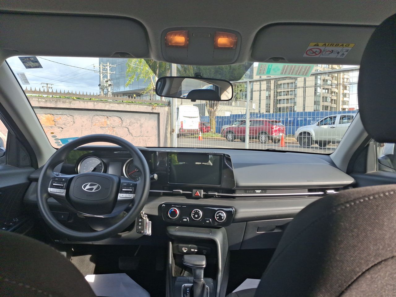 HYUNDAI - 9