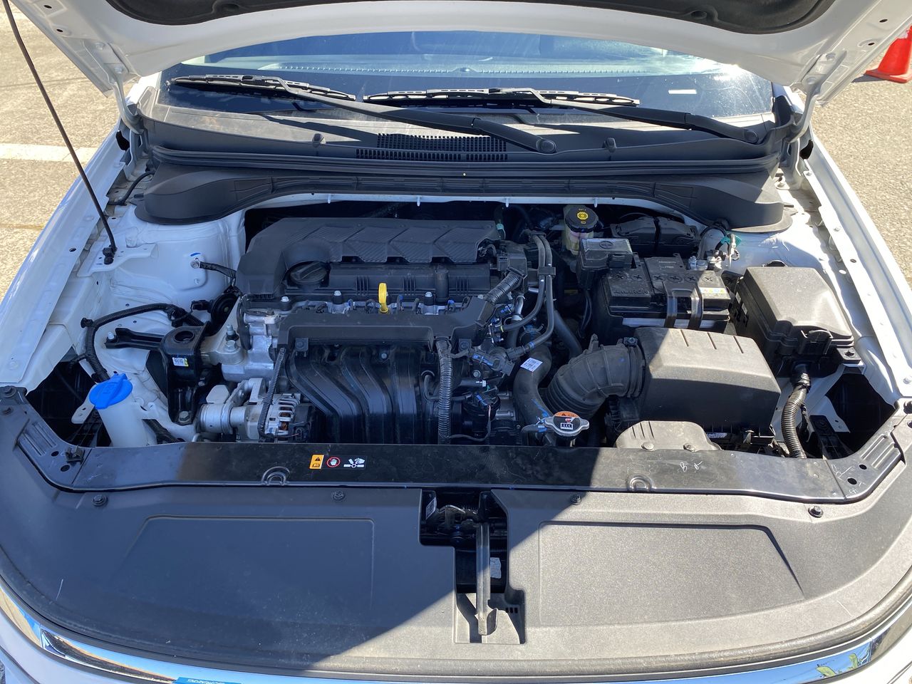HYUNDAI - 18
