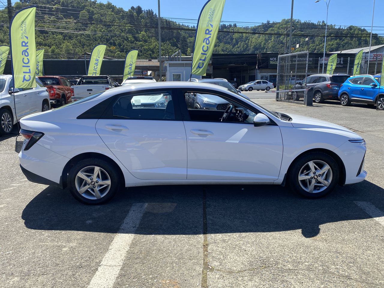 HYUNDAI - 8