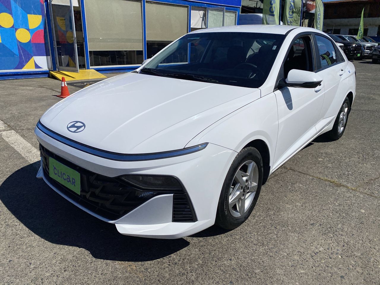 HYUNDAI - 3