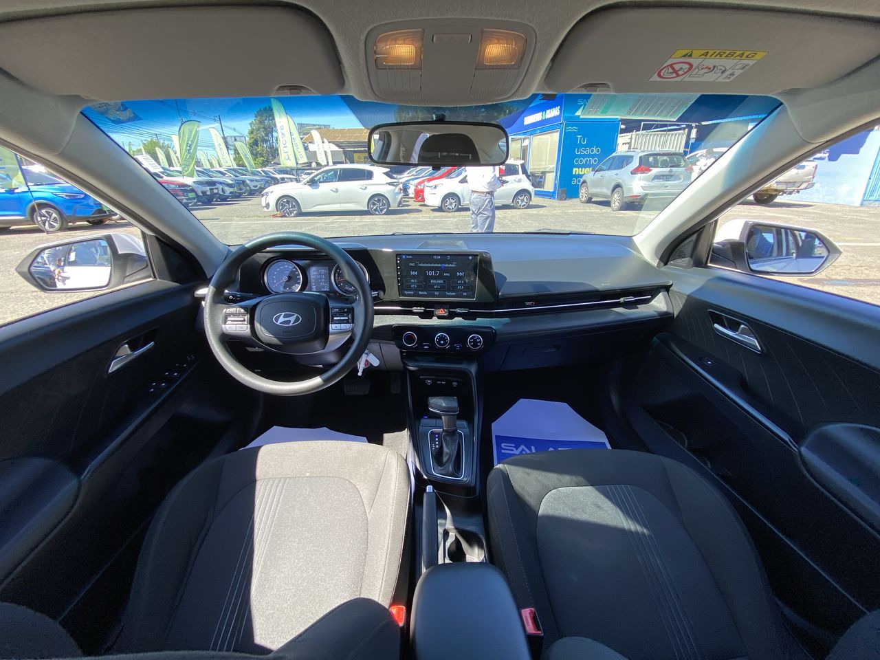 HYUNDAI - 9