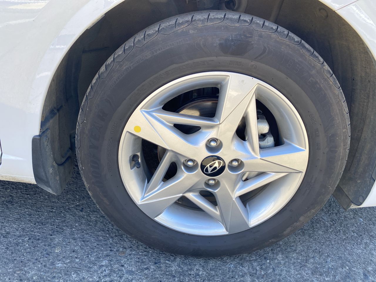 HYUNDAI - 17