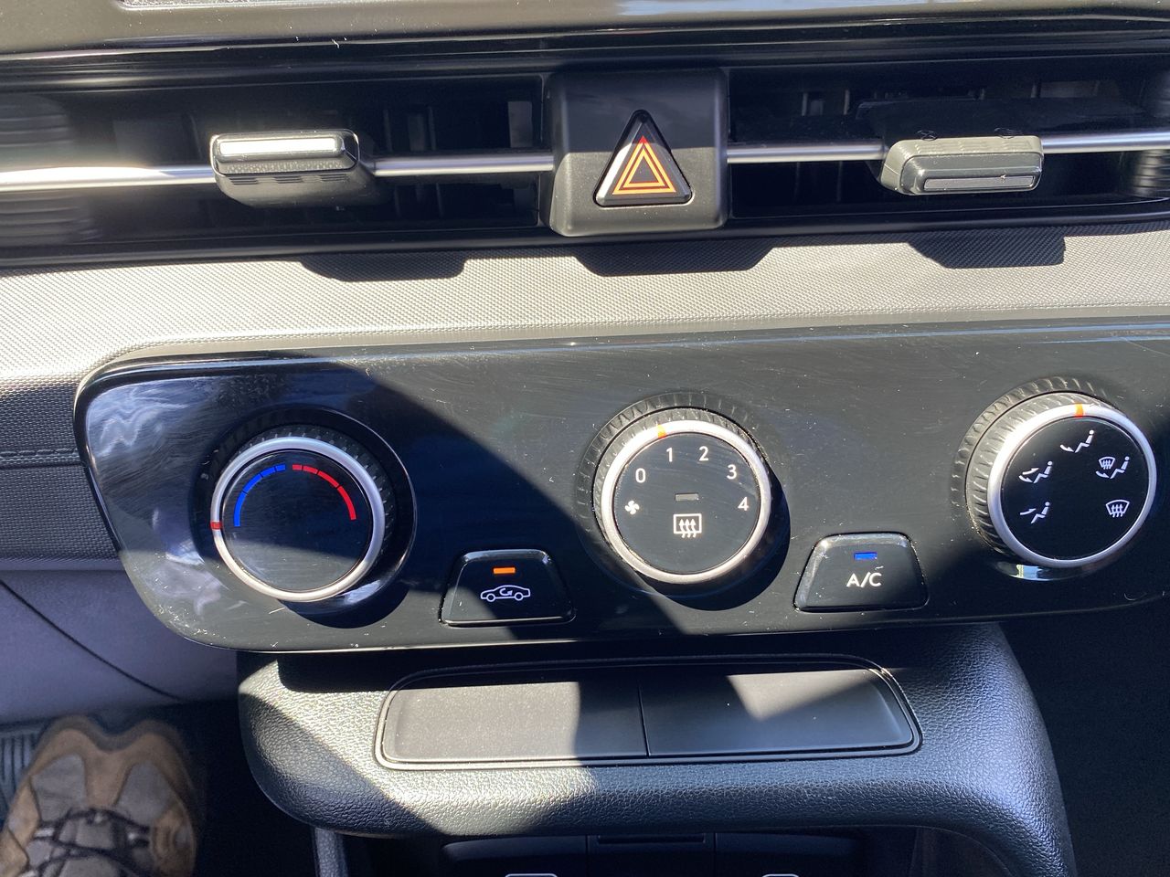 HYUNDAI - 30
