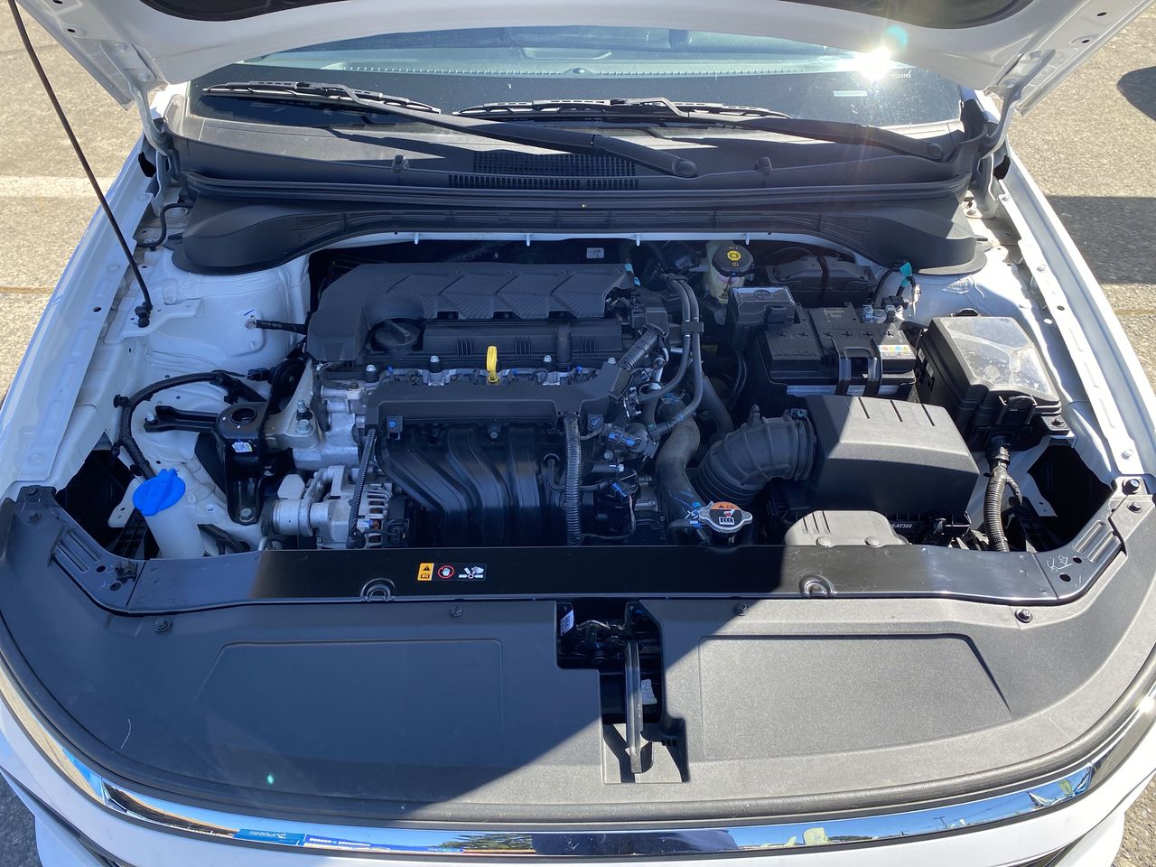 HYUNDAI - 18