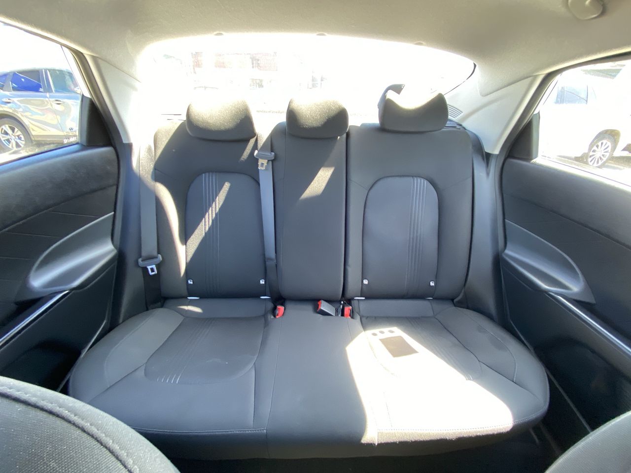 HYUNDAI - 13