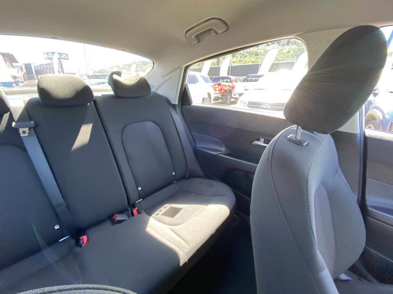 HYUNDAI - 14