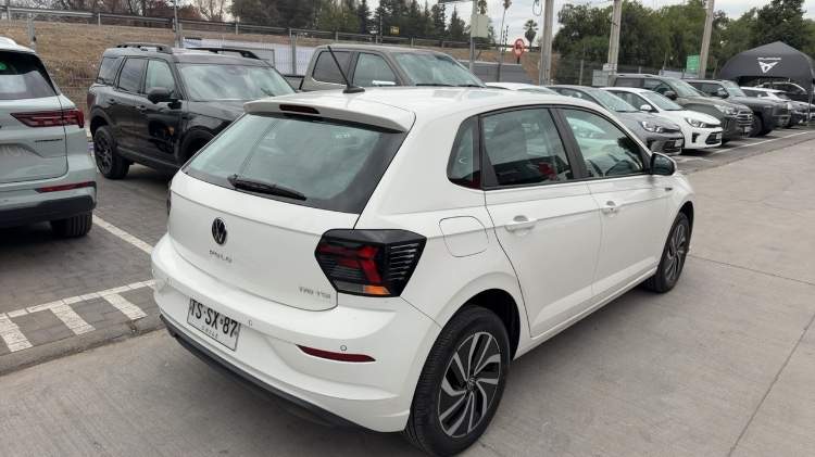 VOLKSWAGEN - 4