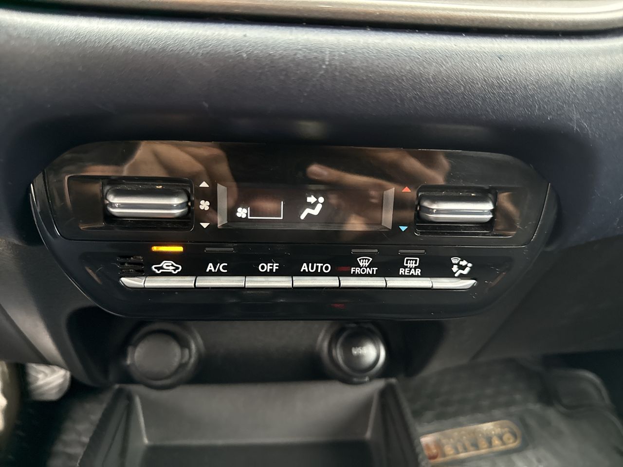 Suzuki Baleno — foto 31 de 35