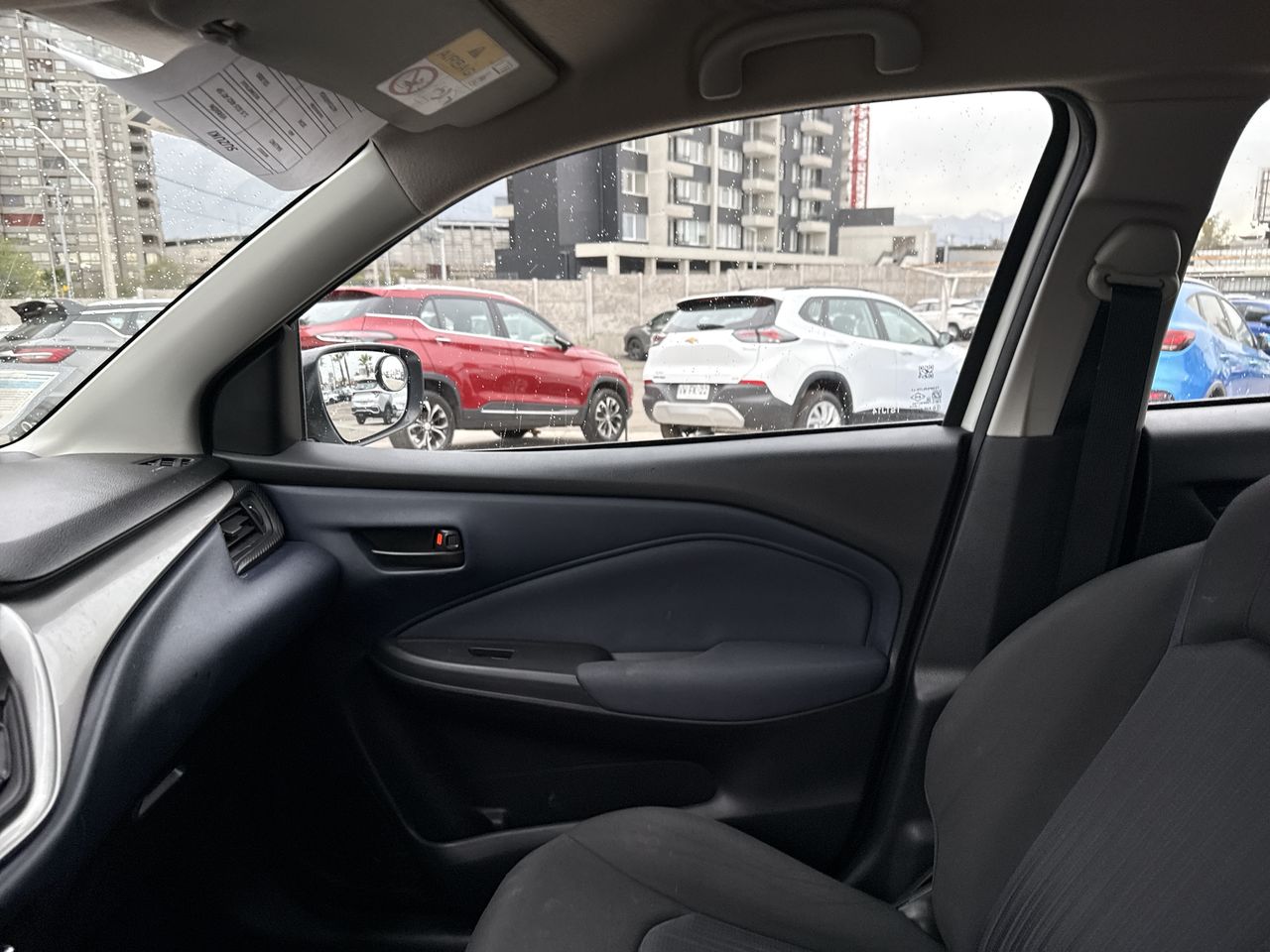 Suzuki Baleno — foto 11 de 35