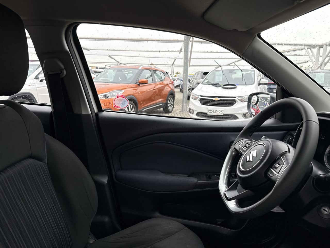 Suzuki Baleno — foto 17 de 35