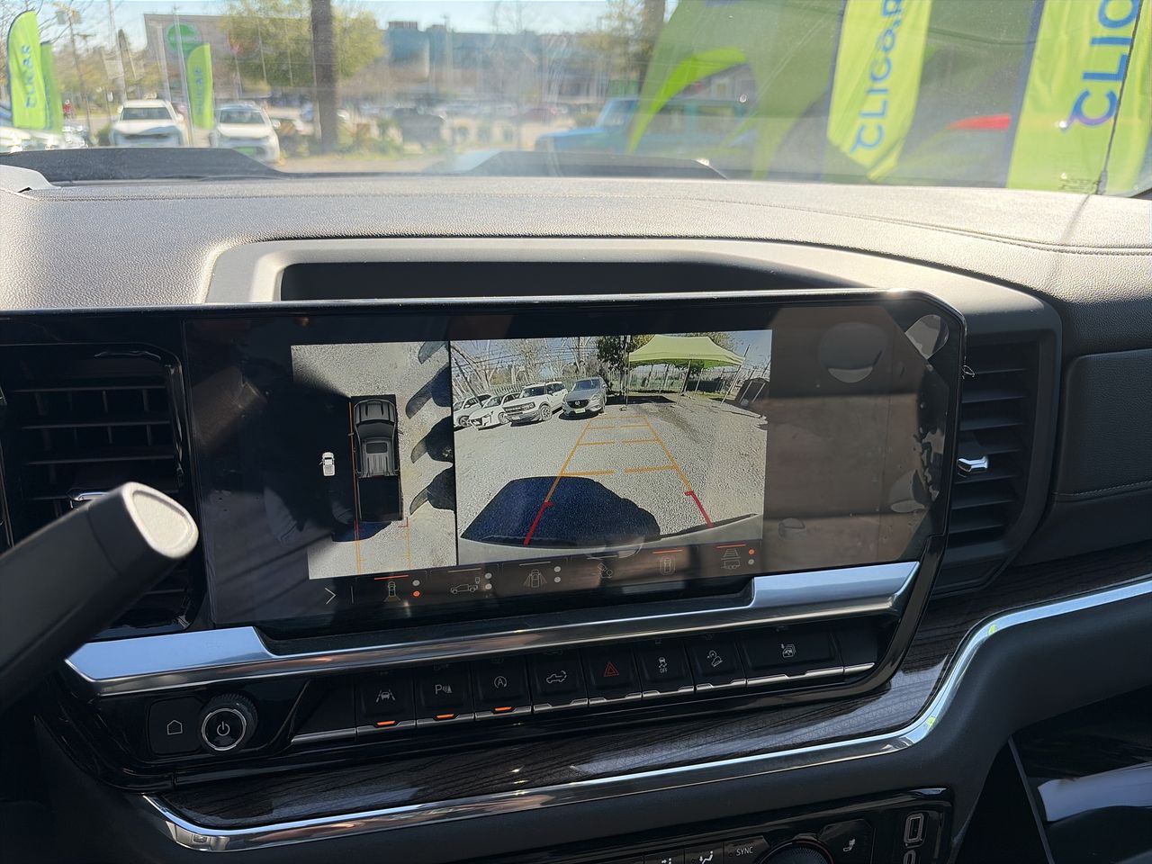 Chevrolet Silverado — foto 18 de 20