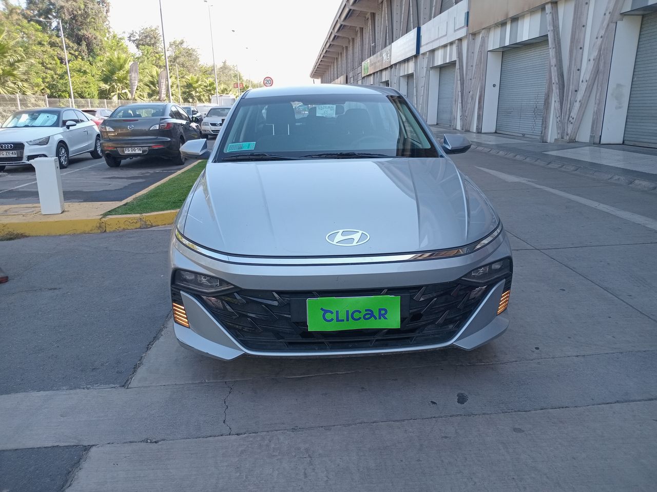 HYUNDAI - 2