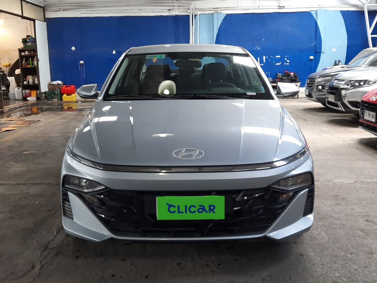 HYUNDAI - 2