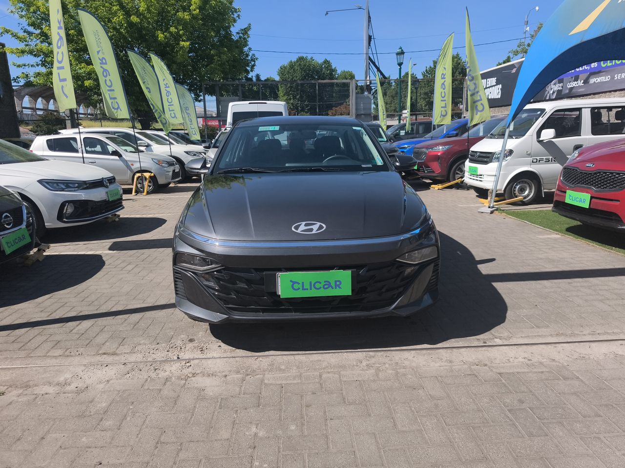 HYUNDAI - 2