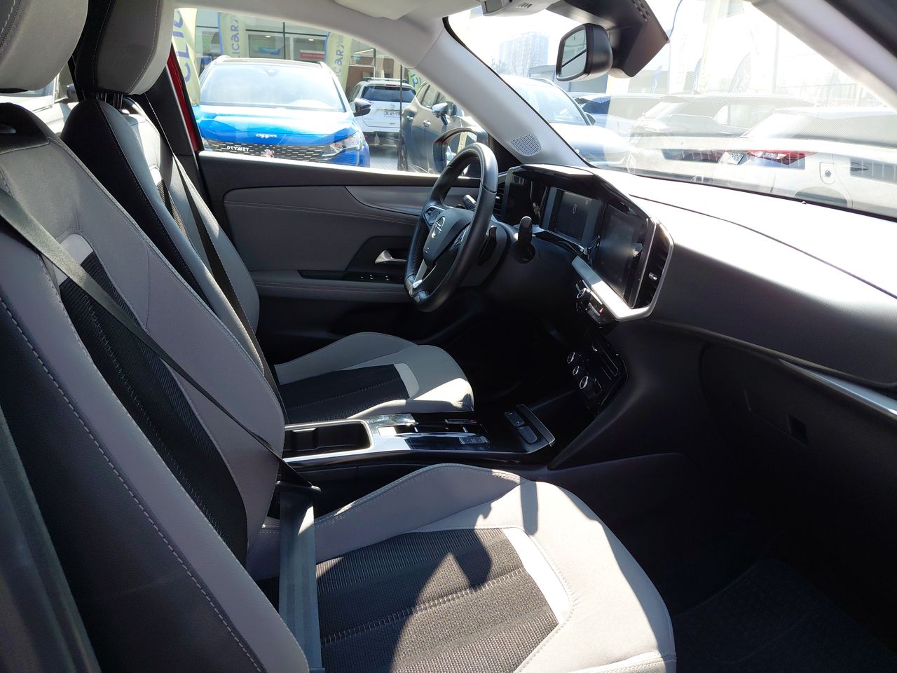 Opel Mokka — foto 17 de 34