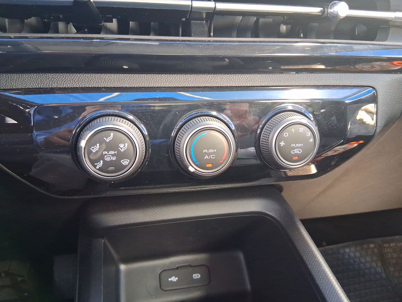 CHEVROLET - 26