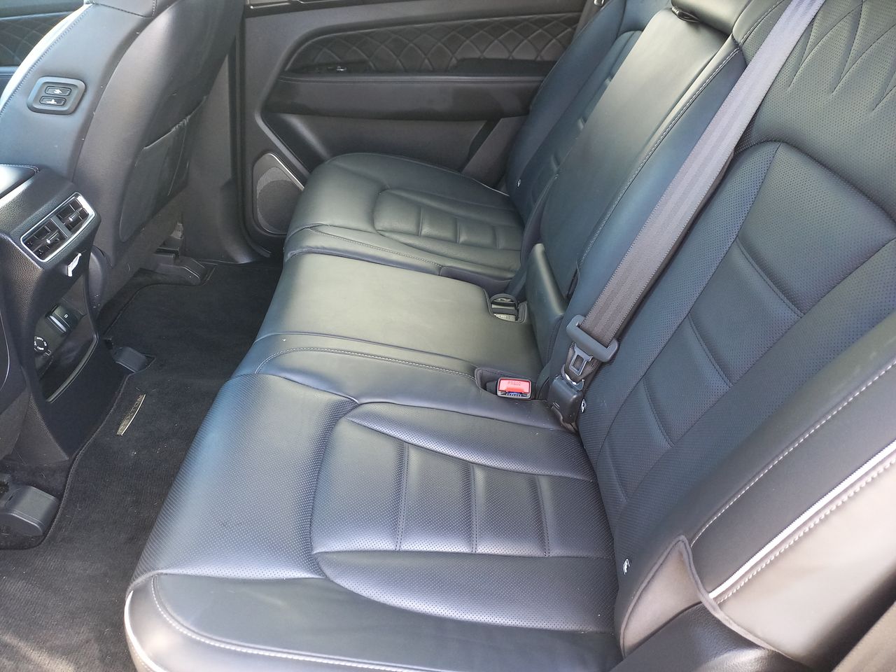 SSANGYONG - 35