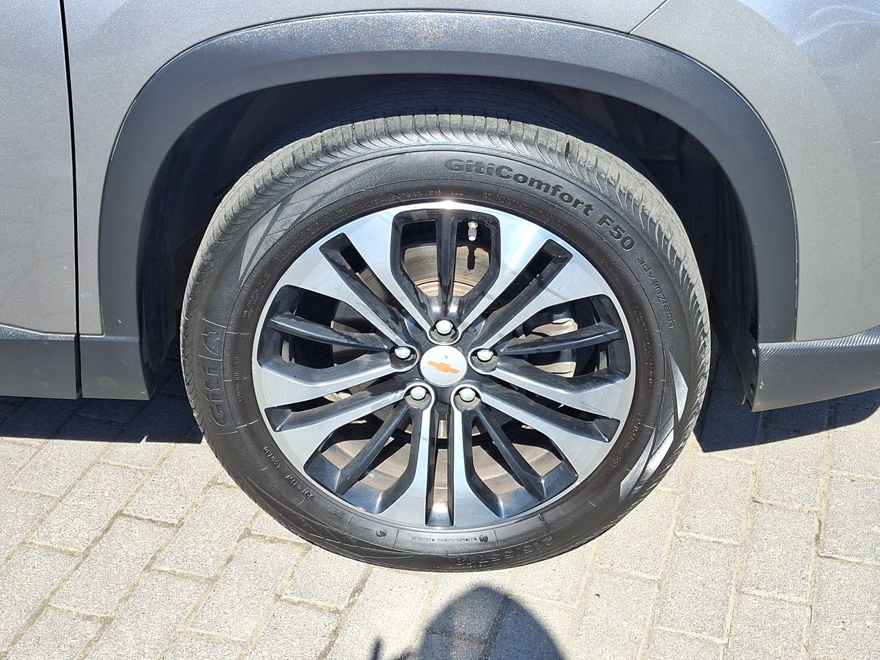 Chevrolet Captiva — foto 18 de 35