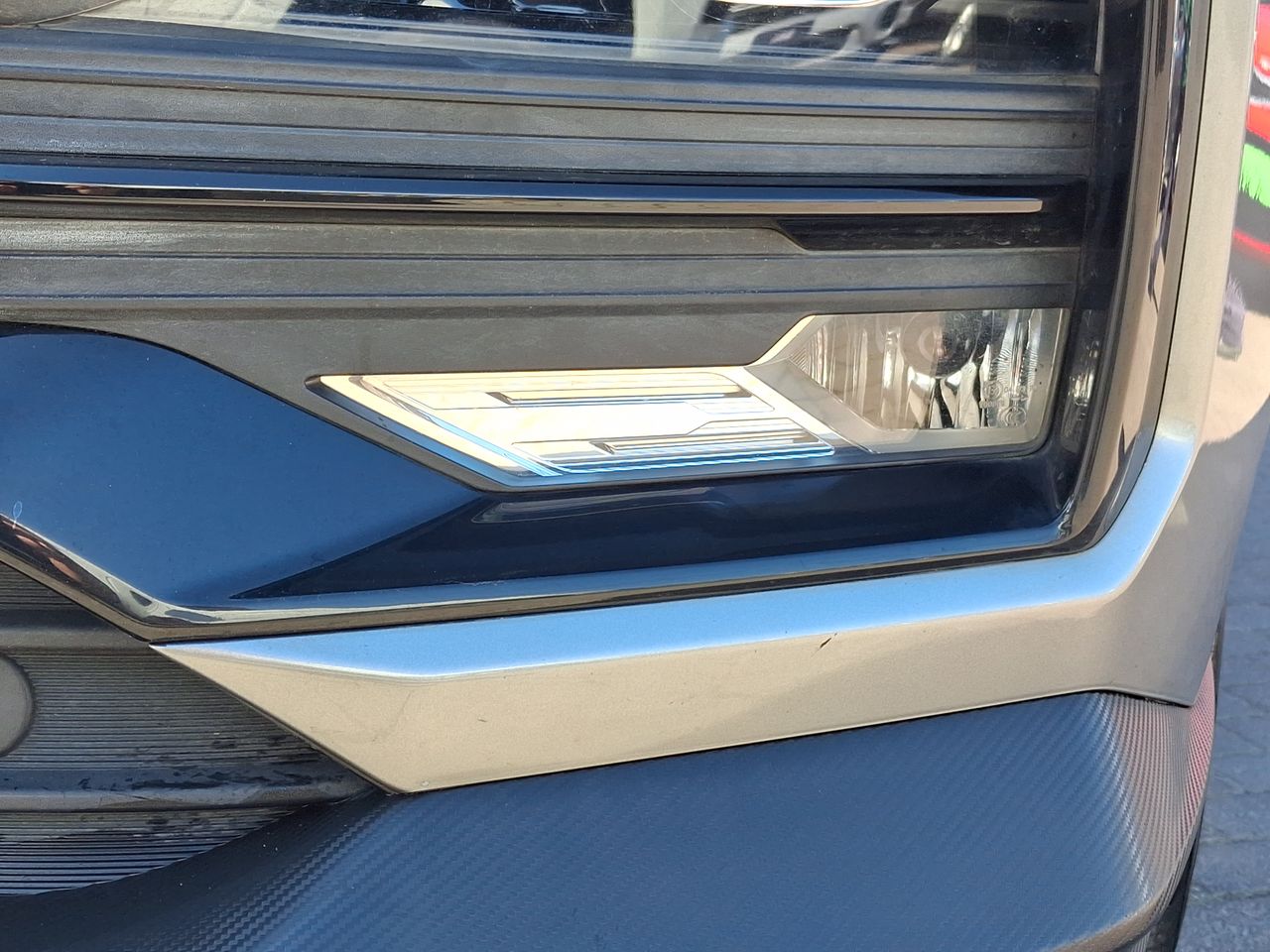 Chevrolet Captiva — foto 20 de 35