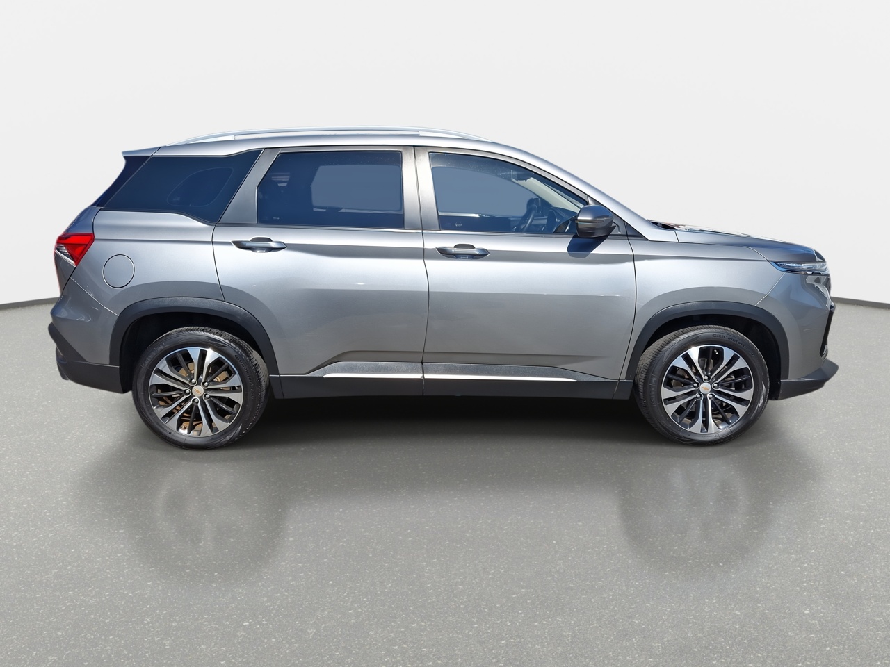 Chevrolet Captiva — foto 9 de 35