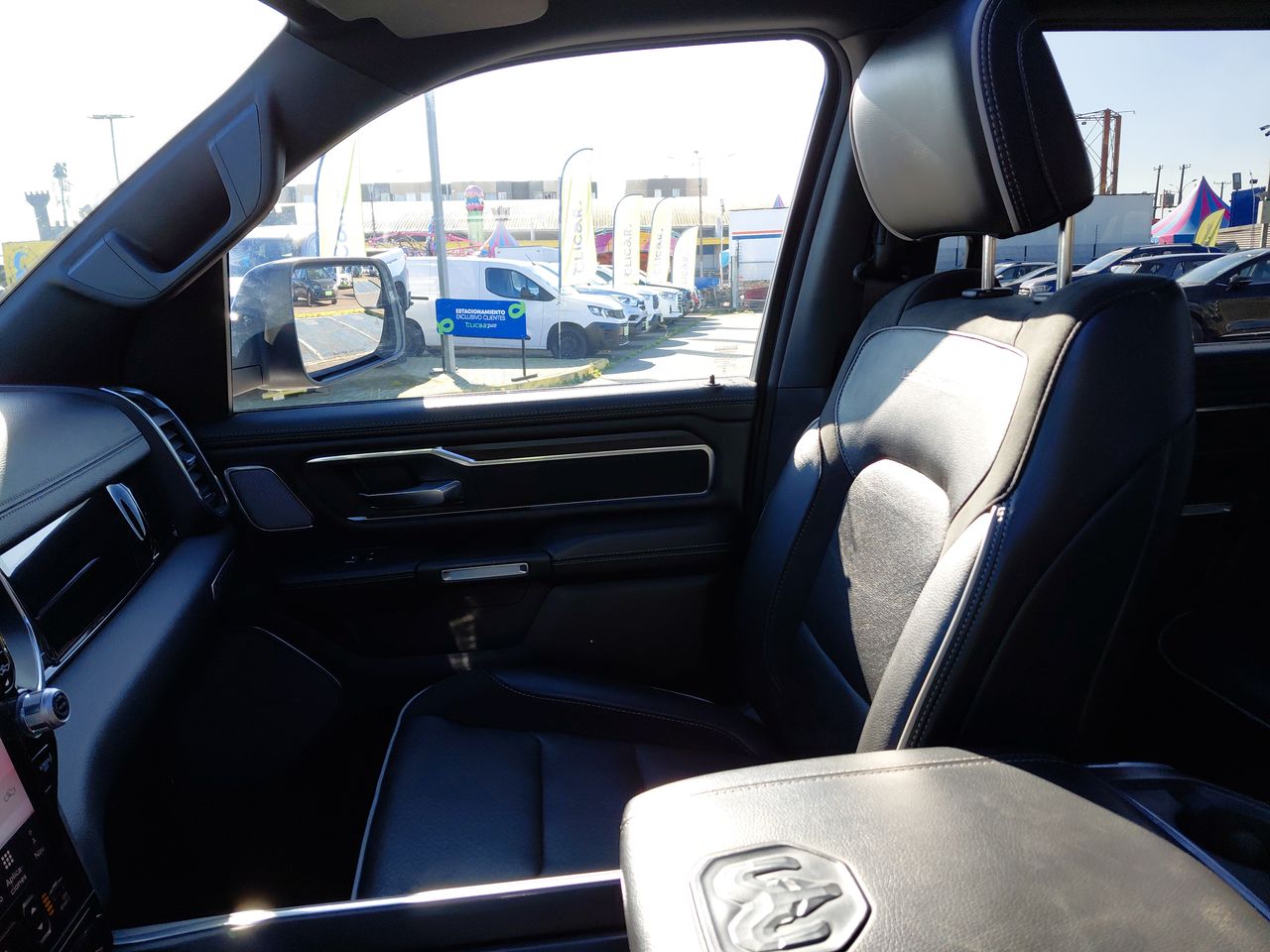 RAM 1500 — foto 24 de 26