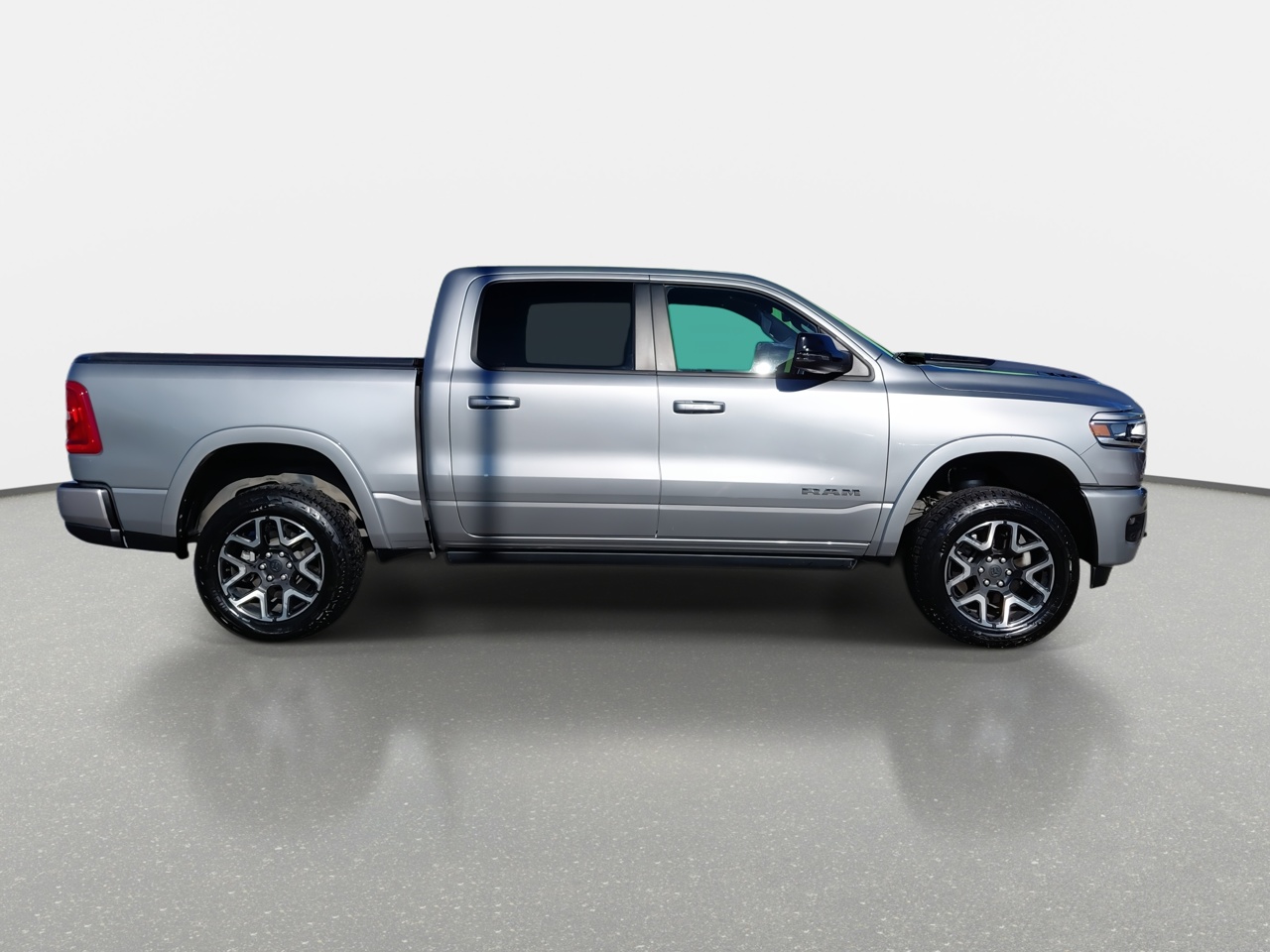 RAM 1500 — foto 9 de 34