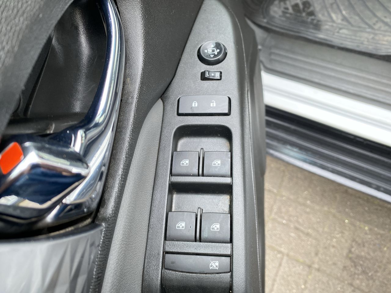 CHEVROLET - 21